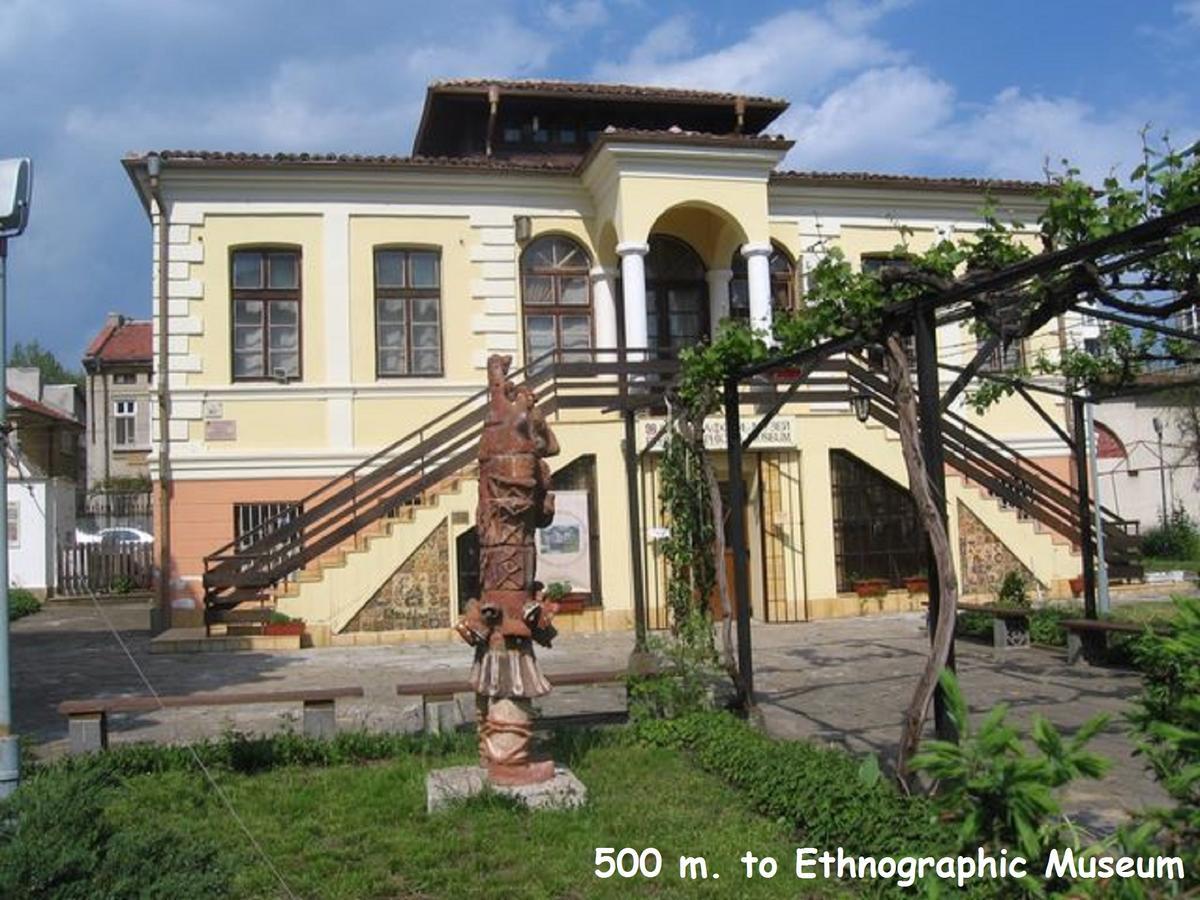 4U Apartment - Gurko Burgas Екстер'єр фото